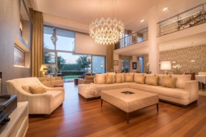 Villa Orange Charm, Heated Pool